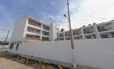 LV25-216 B3-73 HOTEL EN VENTA DE RECUPERACION BANCARIA Valentin Gomez Farias No. 1-A Mz. 35 Lt. 1, Colonia Melaque Centro, Cihuatlan, Jalisco.