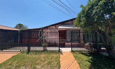 Casa En Venta En Maipú 3d+1b