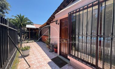 Casa En Venta En Maipú 3d+1b