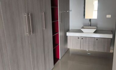 Departamento en renta en Torre Santa Fe – Calzada Zavaleta