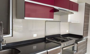 Departamento en renta en Torre Santa Fe – Calzada Zavaleta