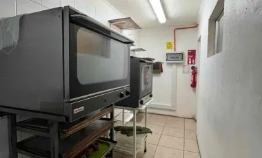 LOCAL VENTA DERECHO A LLAVES CAFETERIA/ PASTALERIA / PANADERIA  VIÑA DEL MAR UF 880.23
