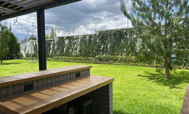 SOÑADA CASA ESTILO “FARM HOUSE” DE VENTA EN PUEMBO!!