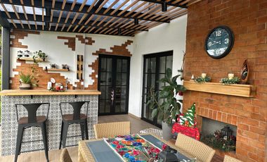 SOÑADA CASA ESTILO “FARM HOUSE” DE VENTA EN PUEMBO!!