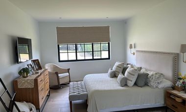 SOÑADA CASA ESTILO “FARM HOUSE” DE VENTA EN PUEMBO!!