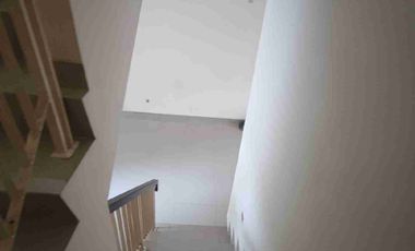 Rumah Cantik di Green Lake City, Cluster Amerika Latin, Tangerang