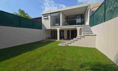 Se renta consultorio u oficina.