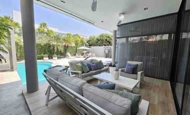 Casa de Venta moderna y remodelada en Isla Mocolí - Urb Arrecife