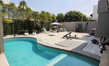 Casa de Venta moderna y remodelada en Isla Mocolí - Urb Arrecife