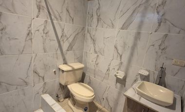 Departamento en Alquiler en Urdesa Norte,  Planta Baja,  4 Habitaciones, 3 Baños, Garaje,  Norte de Guayaquil.