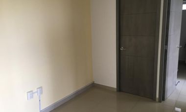 DEPARTAMENTO AMUEBLADO A LADO DEL PARQUE ALCALDE