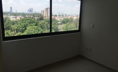 DEPARTAMENTO AMUEBLADO A LADO DEL PARQUE ALCALDE