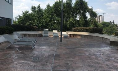 DEPARTAMENTO AMUEBLADO A LADO DEL PARQUE ALCALDE