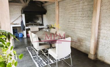 Venta Haras 1 Fuera de Condominio Puede ser Comercial Huechuraba