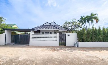 Renovated House for Sale in Hua Hin with Private Pool at Suksabai 1, Soi Hua Hin 102. Price 7.9 Million THB