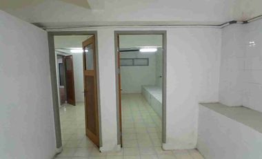 lantai besemrnt di sewakan diarea komplek Ciganjur