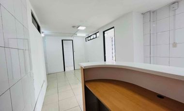 RENTO, Local Mega Comercial en Plaza en Calle principal más de 10 parqueos