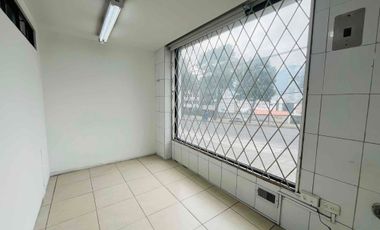 RENTO, Local Mega Comercial en Plaza en Calle principal más de 10 parqueos