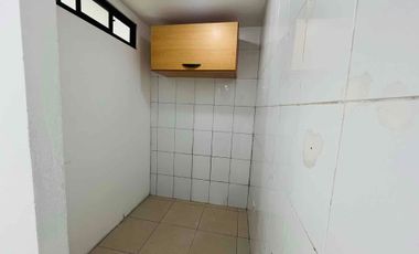 RENTO, Local Mega Comercial en Plaza en Calle principal más de 10 parqueos