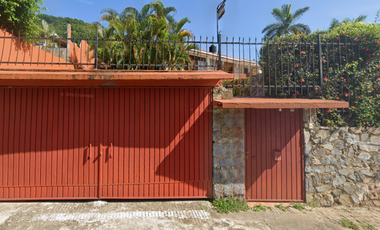 CASA EN VENTA EN PASEO DE LAS  GOLONDRINAS #237, COL  LAS BRISAS, CP 40883  IXTAPA ZIHUATANEJO,  GUERRERO