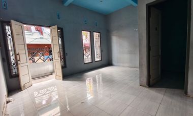 Dijual Rumah 2 Lantai Strategis Murah Tengah Kota 300Jtan Di Tambaksari Surabaya