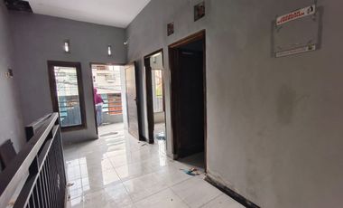 Dijual Rumah 2 Lantai Strategis Murah Tengah Kota 300Jtan Di Tambaksari Surabaya
