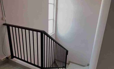 DIJUAL RUMAH MEWAH 2 LANTAI FULL FURNISHED DEKAT ARTOS MERTOYUDAN