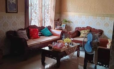 Dijual Rumah Harga Rugi Mewah 2 Lantai Dekat Masjid Al Akbar Kawasan Premium Di Perum. Kebonsari Elveka Surabaya