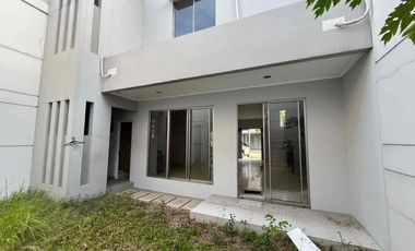 Sewa Rumah Golf Island PIK 8x20 (3+1 Kamar Tidur)