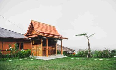 dijual villa sytle joglo biew danau lokasi pancasari bedugul