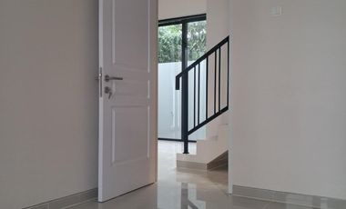 Cluster mewah dekat unimus kedungmundu Semarang timur promo free all biaya