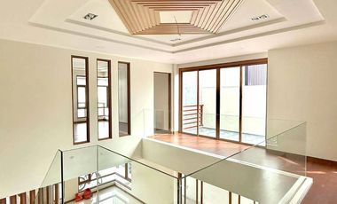 STUNNING DESIGN 2 STOREY DUPLEX HOUSE FOR SALE IN PARAÑAQUE