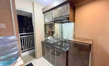 Sewa studio furnished apartment Bassura City tower Edelweiss