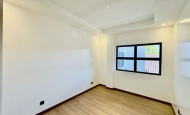 FOR SALE ELEGANT MODERN 2 STOREY HOUSE IN PARAÑAQUE