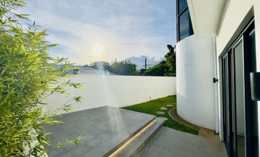 FOR SALE ELEGANT MODERN 2 STOREY HOUSE IN PARAÑAQUE