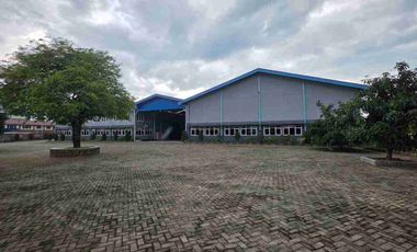 DIJUAL/DISEWAKAN TANAH BANGUNAN KOMERSIAL PABRIK PANDAAN PARKIRAN LUAS STRATEGIS