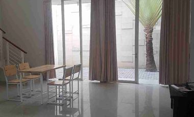 DISEWAKAN RUMAH – PAKUWON INDAH “THE MANSION”