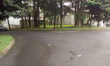 Dijual Kavling Premium di Imperial Golf Sentul City – Bogor - pinggir jalan strategis View super super super View