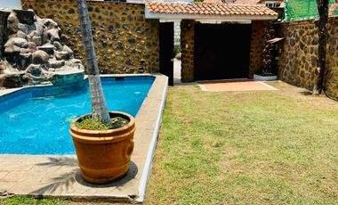 Casa en renta en cuernavaca en Fracc san Jerónimo de Ahuatepec . seguridad y alberca