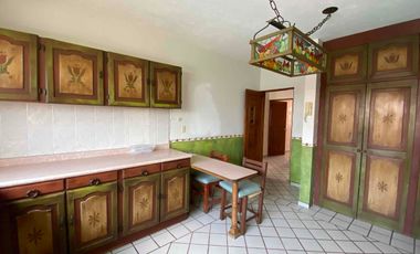 Casa en renta en cuernavaca en Fracc san Jerónimo de Ahuatepec . seguridad y alberca