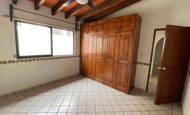 Casa en renta en cuernavaca en Fracc san Jerónimo de Ahuatepec . seguridad y alberca