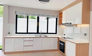 Private Pool Villa ! New House ! near Airport , Mea hia area for Rent.