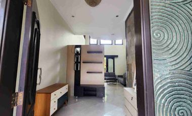 RUMAH MEWAH 2 LANTAI -BADAK AGUNG RENON