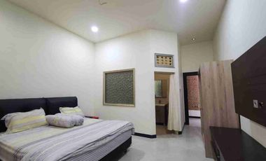 RUMAH MEWAH 2 LANTAI -BADAK AGUNG RENON