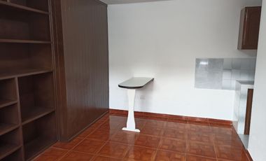 Arriendo Mini Departamento ubicado en la Vicentina Alta, Centro Norte de Quito.