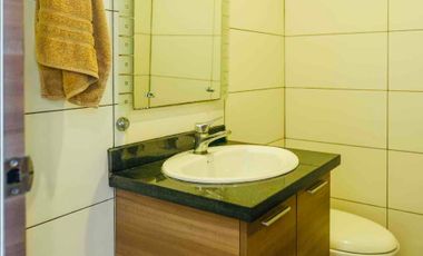 Venta de departamento en edificio arrecife, sur de Manta