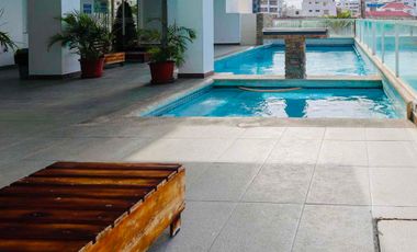 Venta de departamento en edificio arrecife, sur de Manta