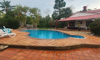 ☀️  ¡EL PARAÍSO QUE BUSCABAS EN EL LLANO! 🌴  ¡arriendo CONTRATO MINIMO 1 AÑO espectacular casa campestre en La Llanerita, Villavicencio. Un espacio g