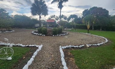 ☀️  ¡EL PARAÍSO QUE BUSCABAS EN EL LLANO! 🌴  ¡arriendo CONTRATO MINIMO 1 AÑO espectacular casa campestre en La Llanerita, Villavicencio. Un espacio g