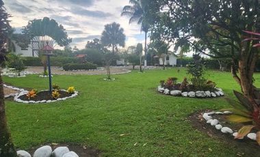 ☀️  ¡EL PARAÍSO QUE BUSCABAS EN EL LLANO! 🌴  ¡arriendo CONTRATO MINIMO 1 AÑO espectacular casa campestre en La Llanerita, Villavicencio. Un espacio g